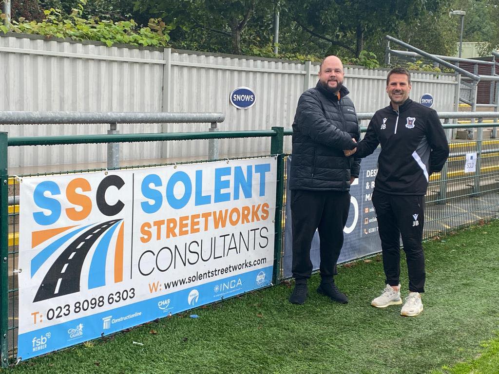 Solent Streetworks sponsors AFC Totton